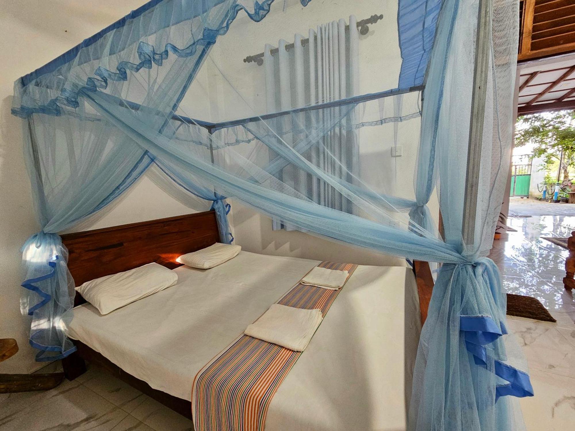 Hotel Tissamaharama Luaran gambar
