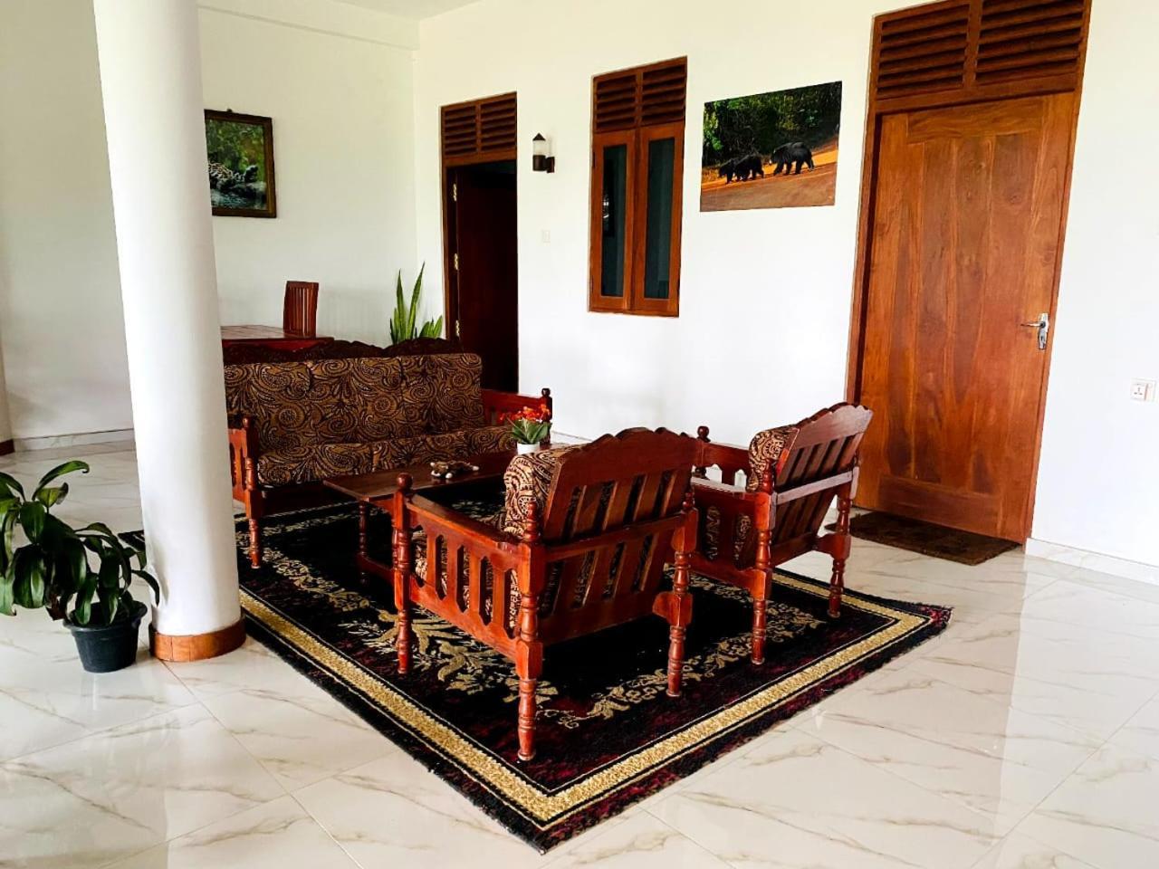 Hotel Tissamaharama Luaran gambar