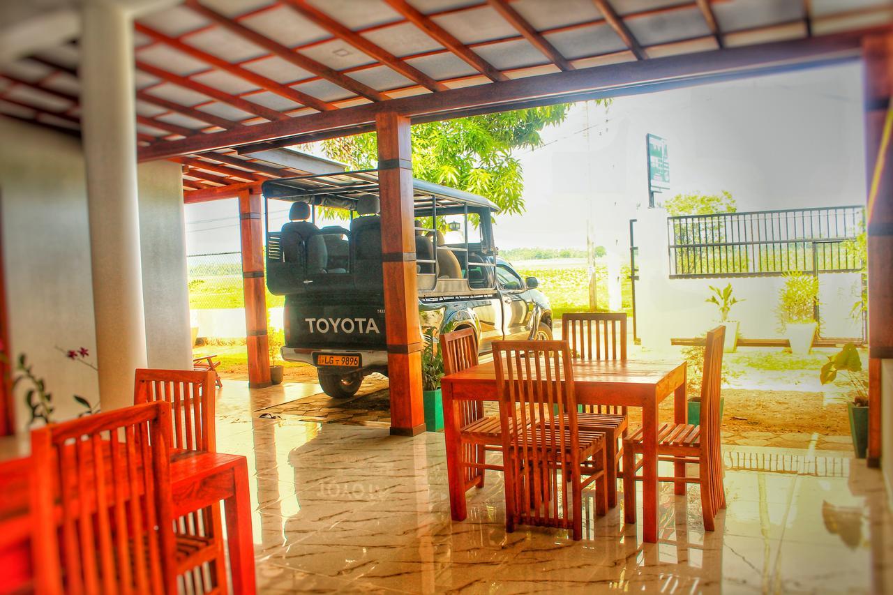 Hotel Tissamaharama Luaran gambar